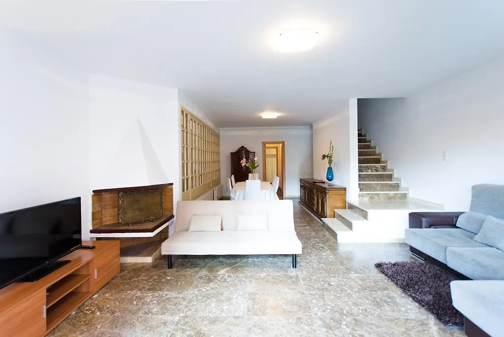 Holiday Home Splendid Park Guell Barcelona